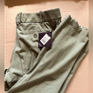 Ava & Viv Green Chino Pants